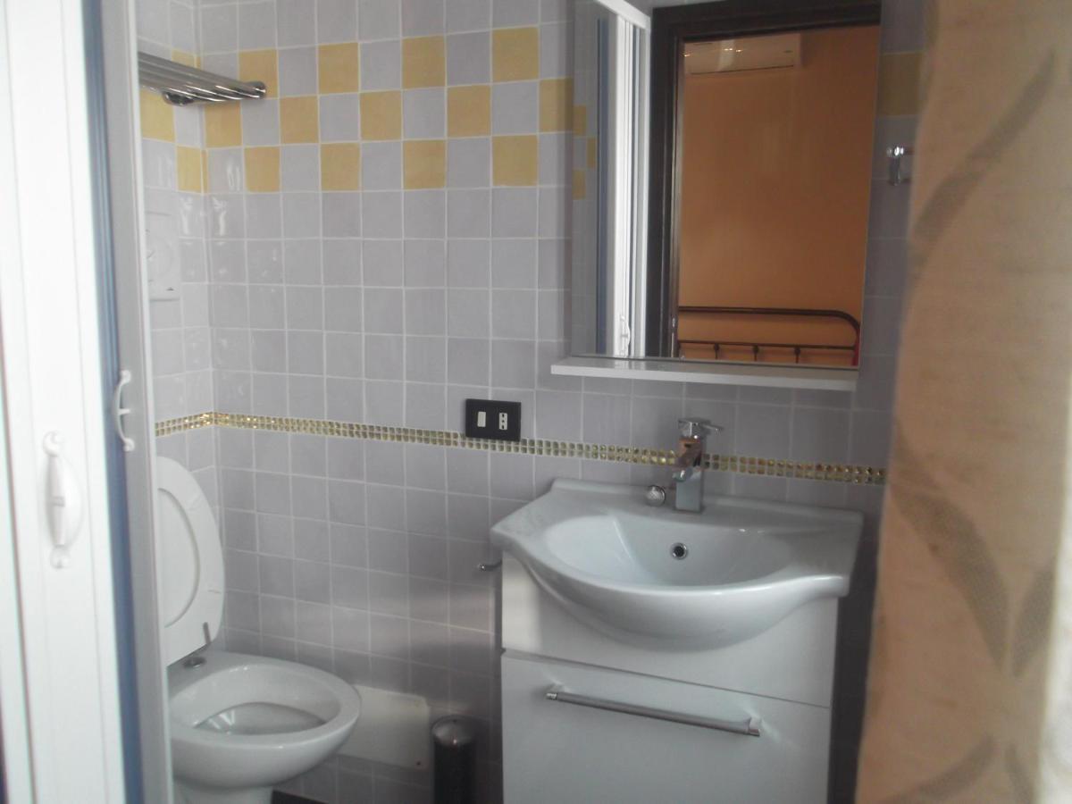 Perla Del Mare Bed and Breakfast Bari Buitenkant foto